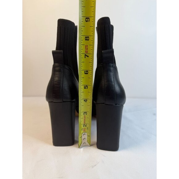 Vince Camuto Sarlaa Ribbed Ankle Booties Women Size 9M Black Block Heel Modern - Picture 9 of 15